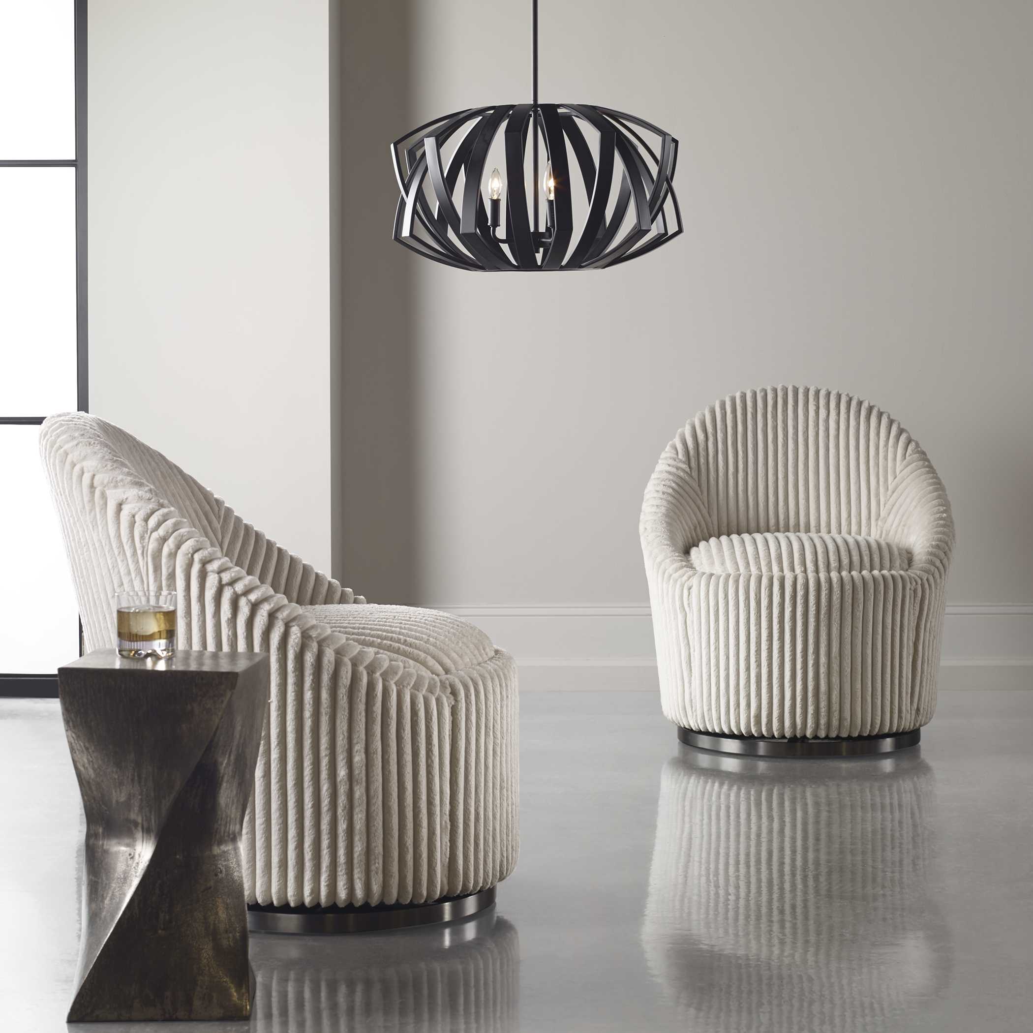 Abbyson Home Thales Black Geometric 3 Light Pendant